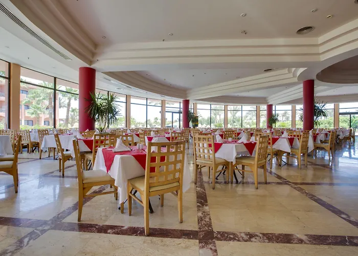 Parrotel Aqua Park אתר נופש 4*