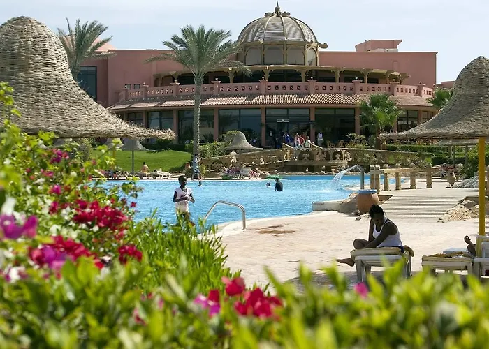 אתר נופש Parrotel Aqua Park