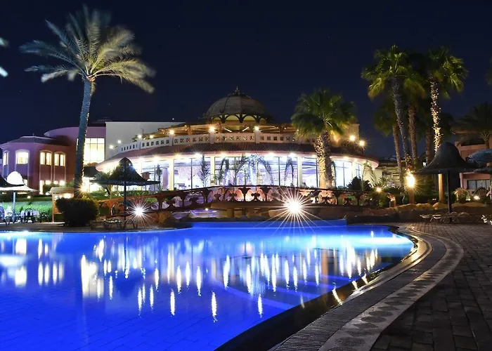 Parrotel Aqua Park