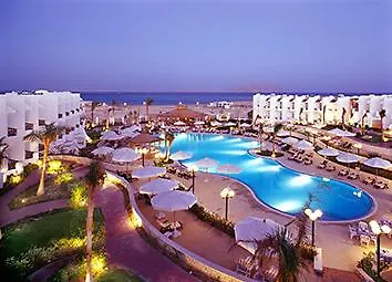 Parrotel Aqua Park 4*